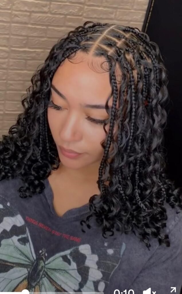 Medium Boho Knotless Bob with Blended Hair (3 Hours)